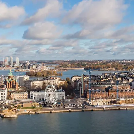 Modern In A Prime Location شقة